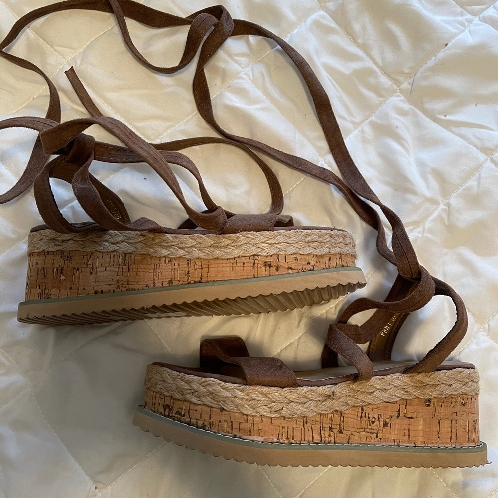 Platform lace up sandals size 7